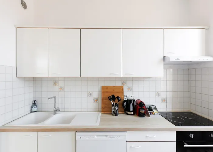 Bngo L Ruby L 2ch, 7p, Vue Mer, Centre * Κάννες